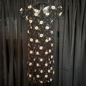 🎶AE NWOT Floral a-line dress